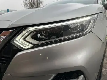 Qashqai 1.3 DIG-T 160 PS DCT 4x2 AKARI PGD 19