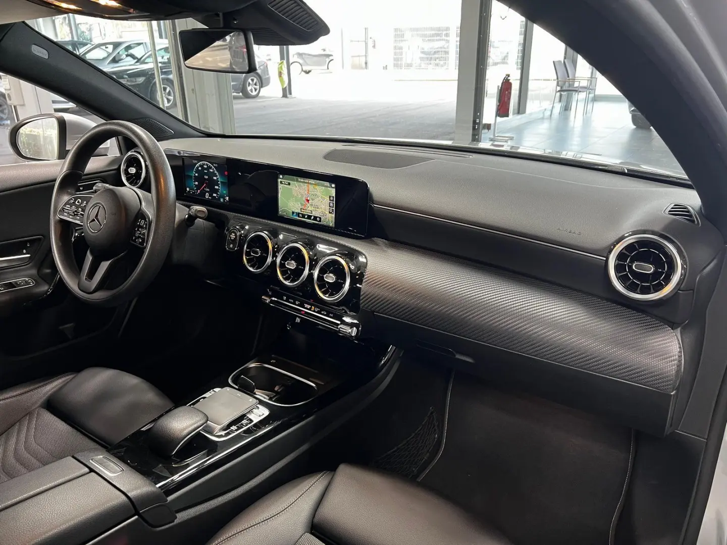 A 200 Style NAVI PDC&KAMERA KLIMAANLAGE+SHZ+MBUX