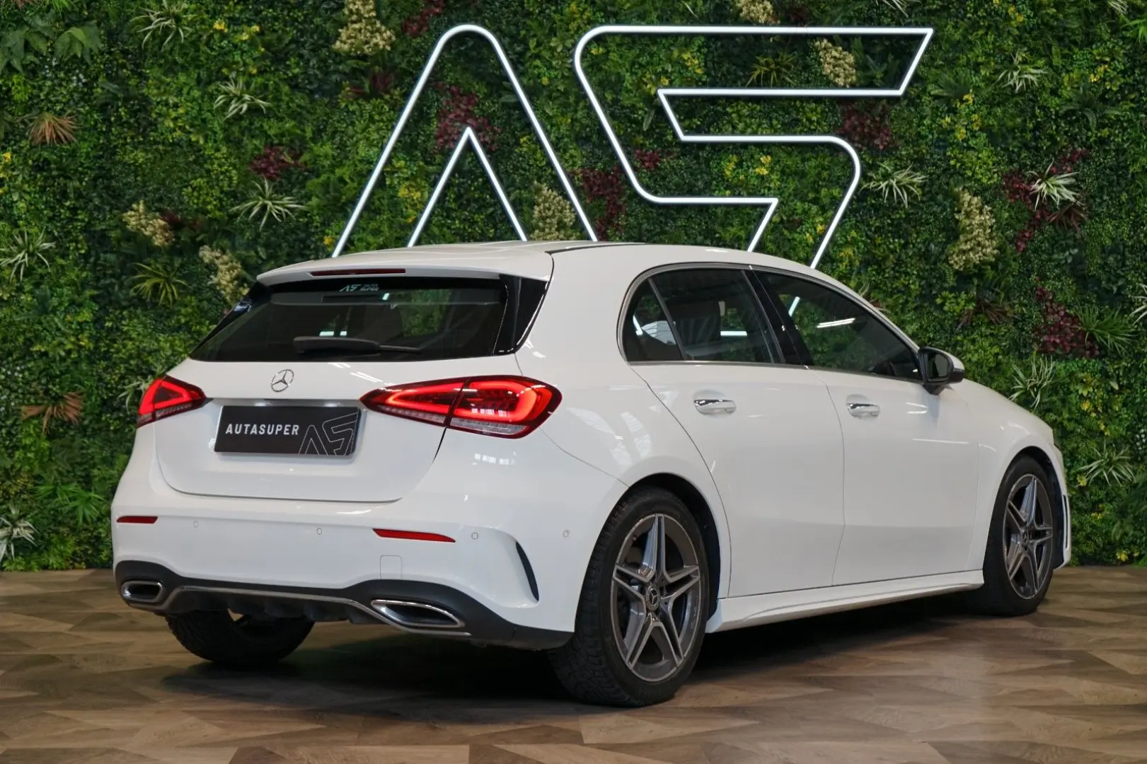 A200*AMG*CARPLAY*LED*CAMERA*17.851€ NETTO