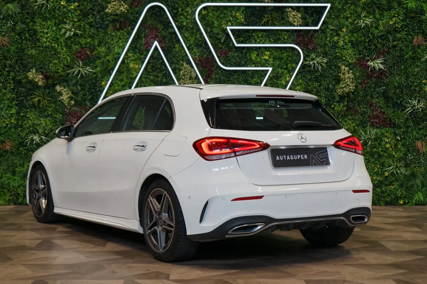 A200*AMG*CARPLAY*LED*CAMERA*17.851€ NETTO