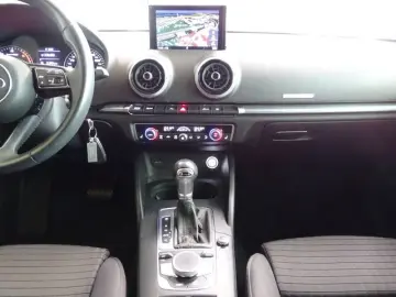 A3 40 TDI Sportback Quattro Navi Xenon PDC SHZ