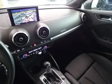 A3 40 TDI Sportback Quattro Navi Xenon PDC SHZ