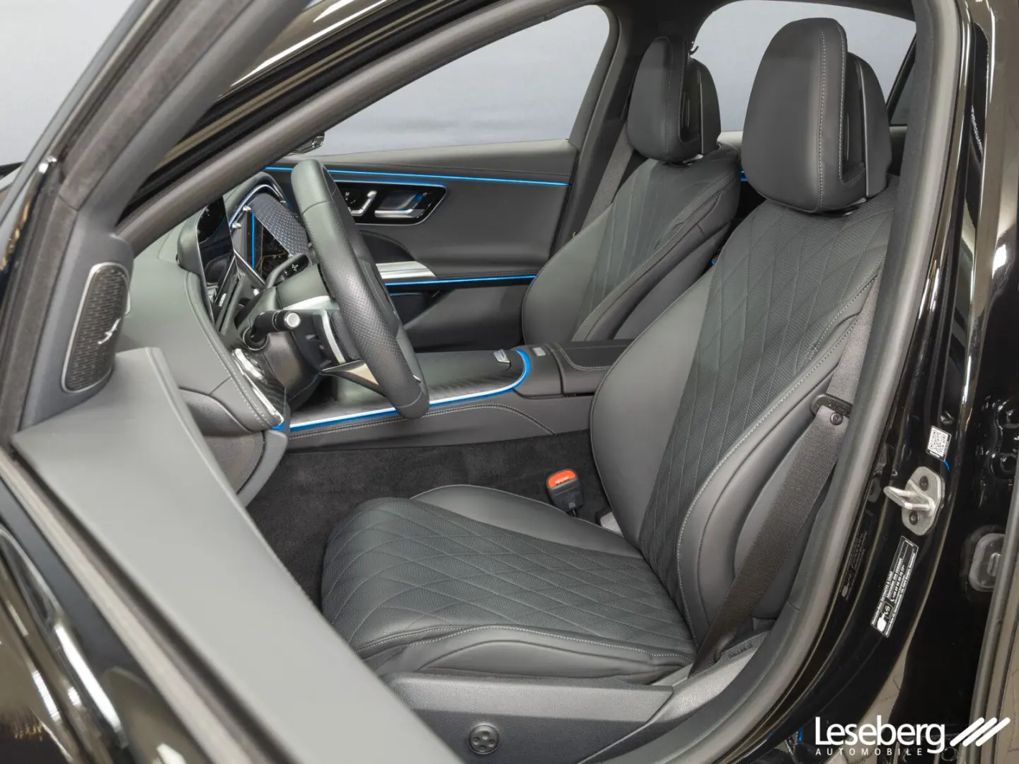 E 300 de AMG DIG.LIGHT/AHK/Distronic/Memory/360°