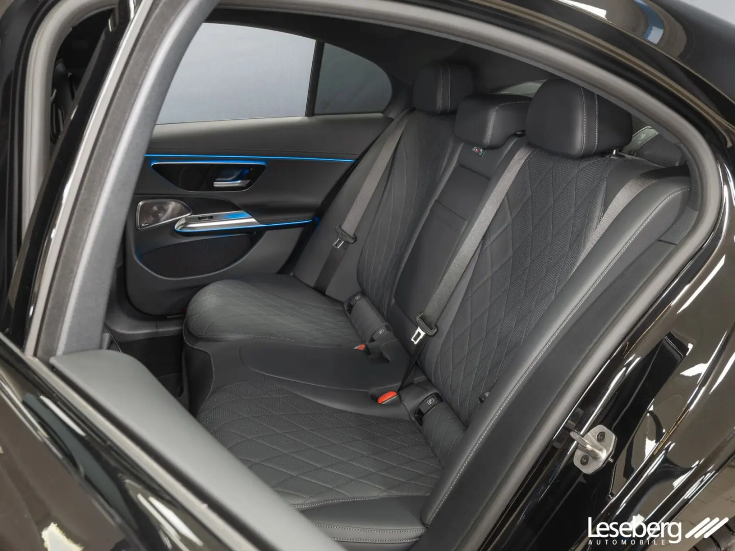 E 300 de AMG DIG.LIGHT/AHK/Distronic/Memory/360°