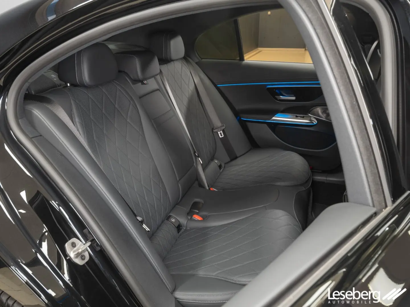 E 300 de AMG DIG.LIGHT/AHK/Distronic/Memory/360°