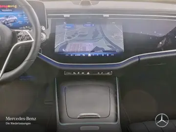 E 300 e EXCLUSIVE Prem/DISTR/SUPERSCREEN/20