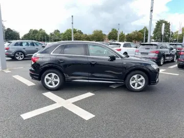 Q3 45 TFSI S-tronic quattro S-Line AHK+LED+NAVI+