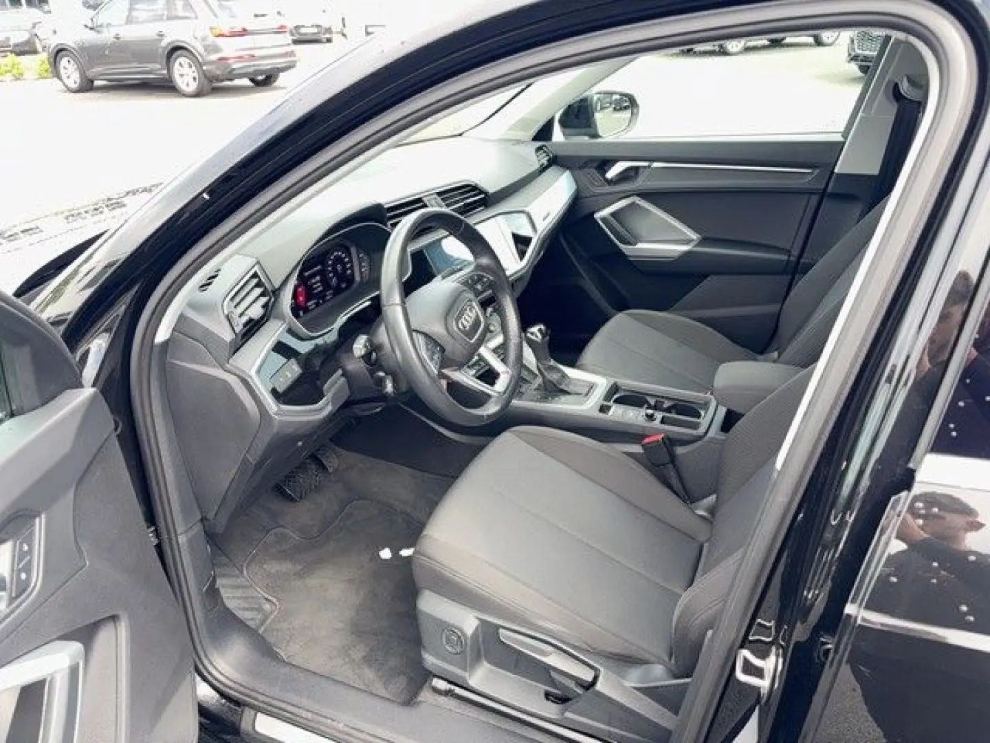 Q3 45 TFSI S-tronic quattro S-Line AHK+LED+NAVI+
