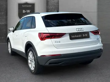 Q3 40 TFSI quattro NAVI+GJR+SHZ+LED+PDC