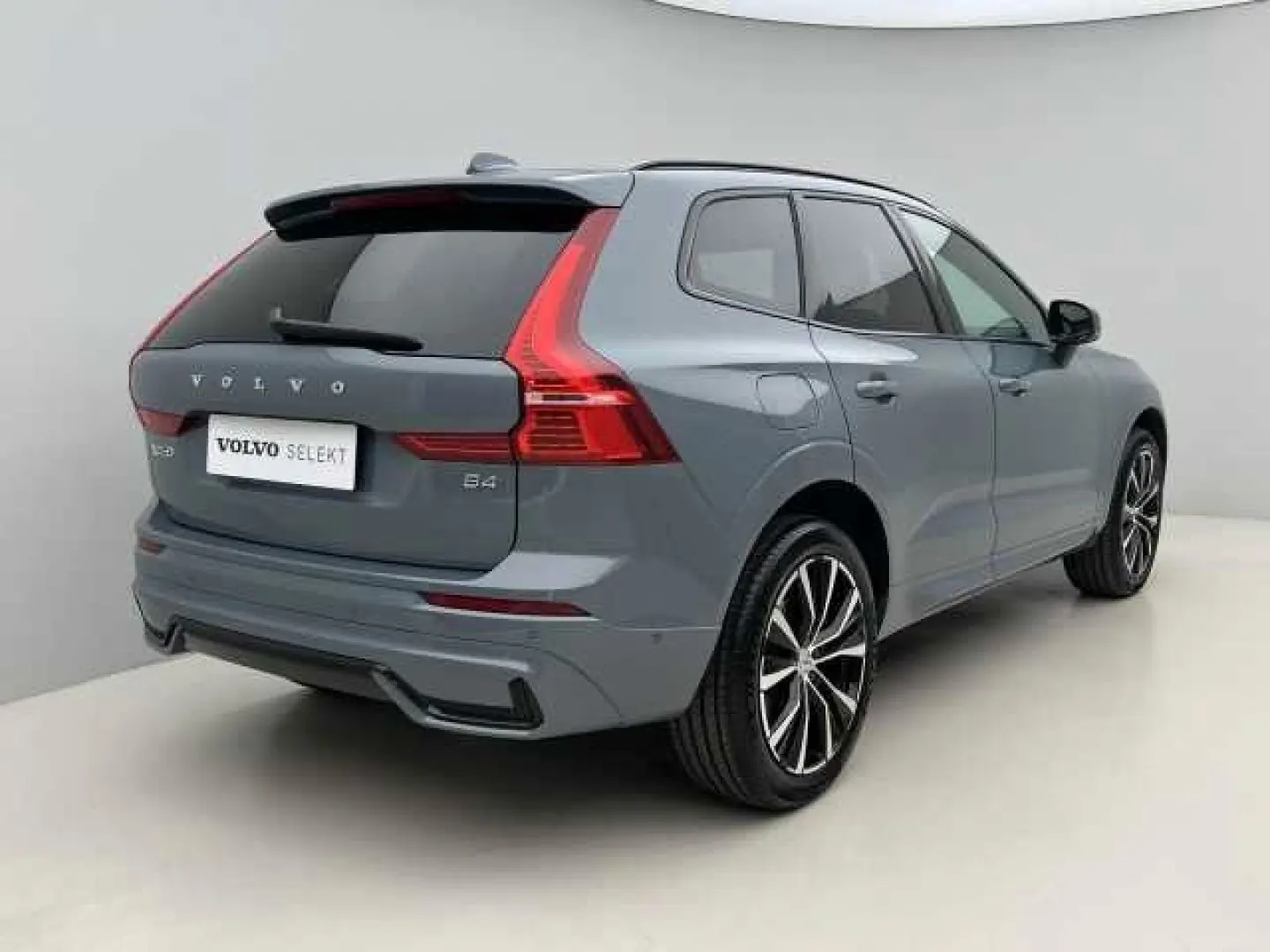 XC 60 XC60 Plus Dark AWD B4