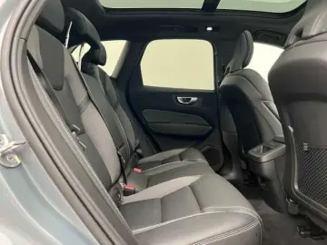 XC 60 XC60 Plus Dark AWD B4