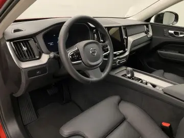 XC 60 XC60 Plus Dark AWD B4 AUT