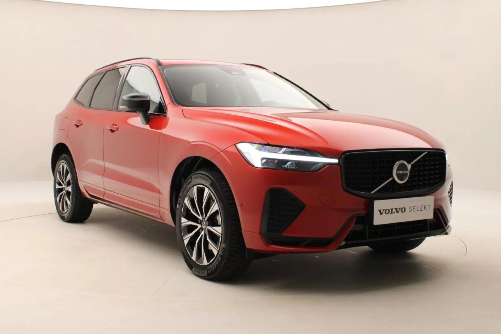 XC 60 XC60 Plus Dark AWD B4 AUT