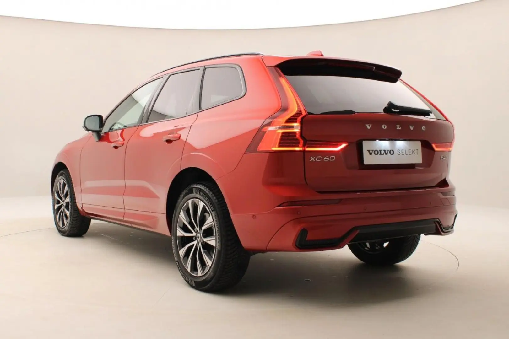 XC 60 XC60 Plus Dark AWD B4 AUT