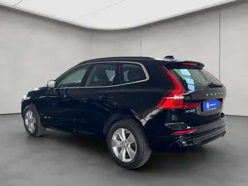 XC60 B4 AWD Momentum-Pro Aut Vollleder Standheiz