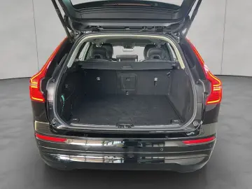 XC60 B4 AWD Momentum-Pro Aut Vollleder Standheiz