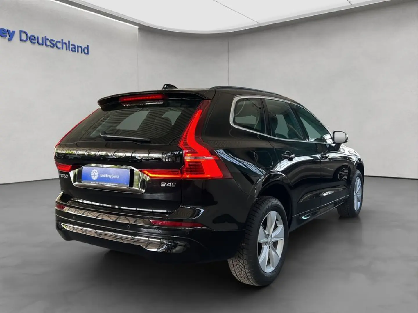 XC60 B4 AWD Momentum-Pro Aut Vollleder Standheiz