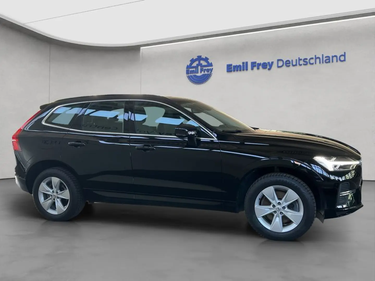 XC60 B4 AWD Momentum-Pro Aut Vollleder Standheiz