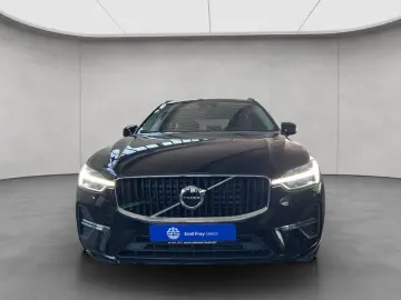XC60 B4 AWD Momentum-Pro Aut Vollleder Standheiz