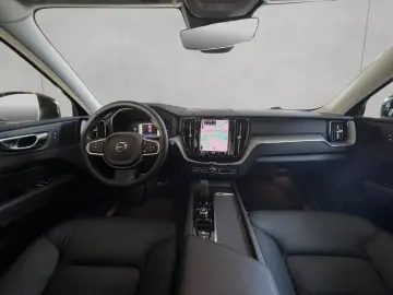 XC60 B4 AWD Momentum-Pro Aut Vollleder Standheiz