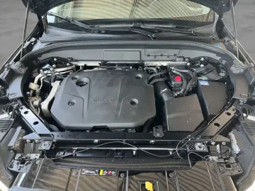 XC60 B4 AWD Momentum-Pro Aut Vollleder Standheiz