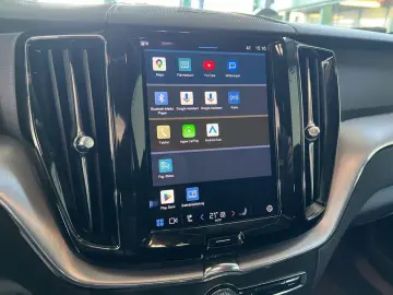 XC60 B4 AWD Momentum-Pro Aut Vollleder Standheiz