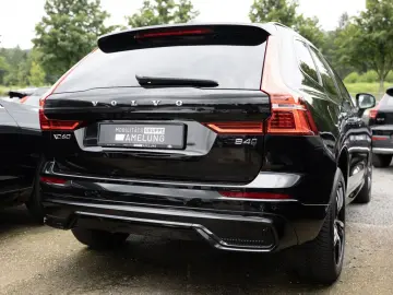 XC60 B4 R-Design AWD NAVI FACEL. LED AHK PANO