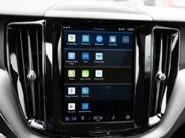 XC60 B4 R-Design AWD NAVI FACEL. LED AHK PANO
