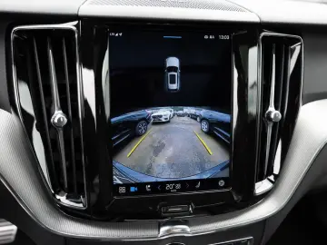 XC60 B4 R-Design AWD NAVI FACEL. LED AHK PANO