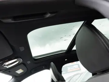 XC60 B4 R-Design AWD NAVI FACEL. LED AHK PANO