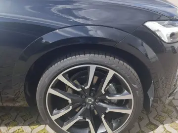 XC60 B4 D AWD Ultimate Dark*360Kamera*B&W*MASSAG