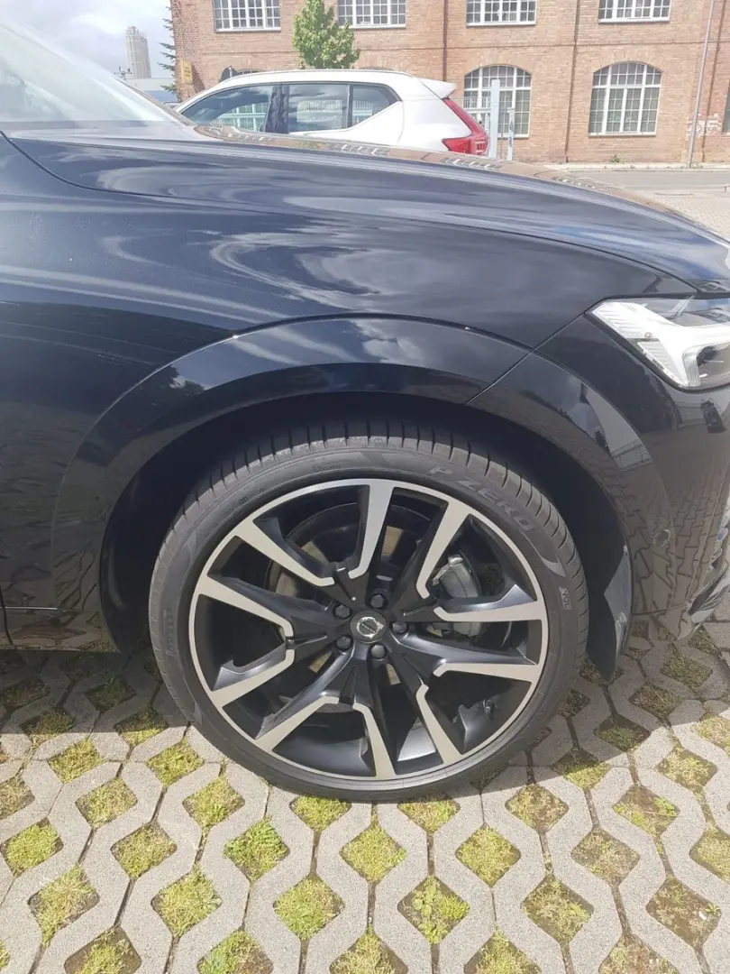 XC60 B4 D AWD Ultimate Dark*360Kamera*B&W*MASSAG
