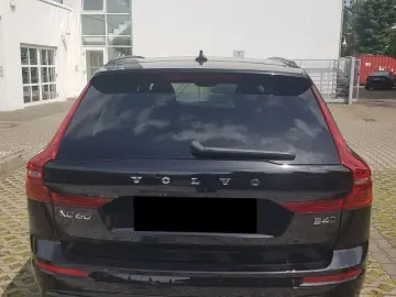 XC60 B4 D AWD Ultimate Dark*360Kamera*B&W*MASSAG