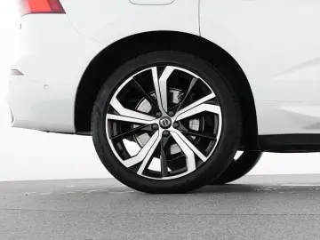 XC60 B5 Diesel AWD R-Design 21