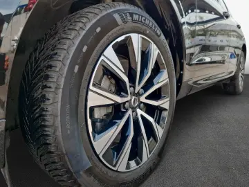 XC60 B4 D AWD Plus Dark *AHK/LED*