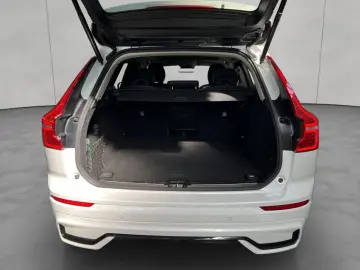 XC60 B4 AWD Plus-Dark Aut Leder BLIS PilotAssist
