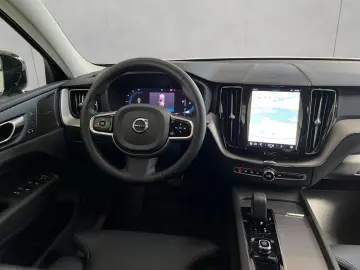 XC60 B4 AWD Plus-Dark Aut Leder BLIS PilotAssist