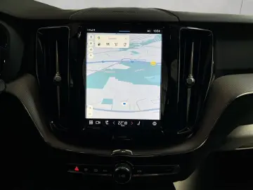 XC60 B4 AWD Plus-Dark Aut Leder BLIS PilotAssist
