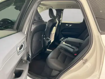 XC60 B4 AWD Plus-Dark Aut Leder BLIS PilotAssist