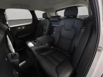 XC60 B4 AWD Plus-Dark Aut Leder BLIS PilotAssist