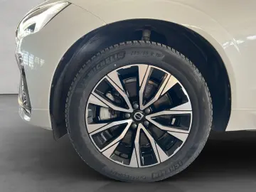 XC60 B4 AWD Plus-Dark Aut Leder BLIS PilotAssist