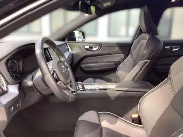 XC60 R Design AWD