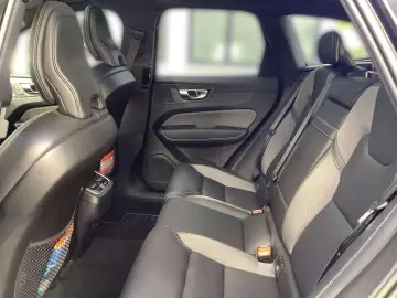 XC60 R Design AWD