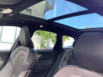 XC60 R Design AWD