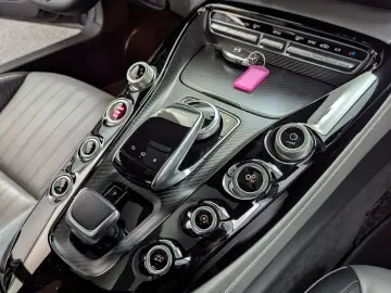 AMG GT S*2.HD*U-FREI*DEUTSCH*PANO*ORIGINAL