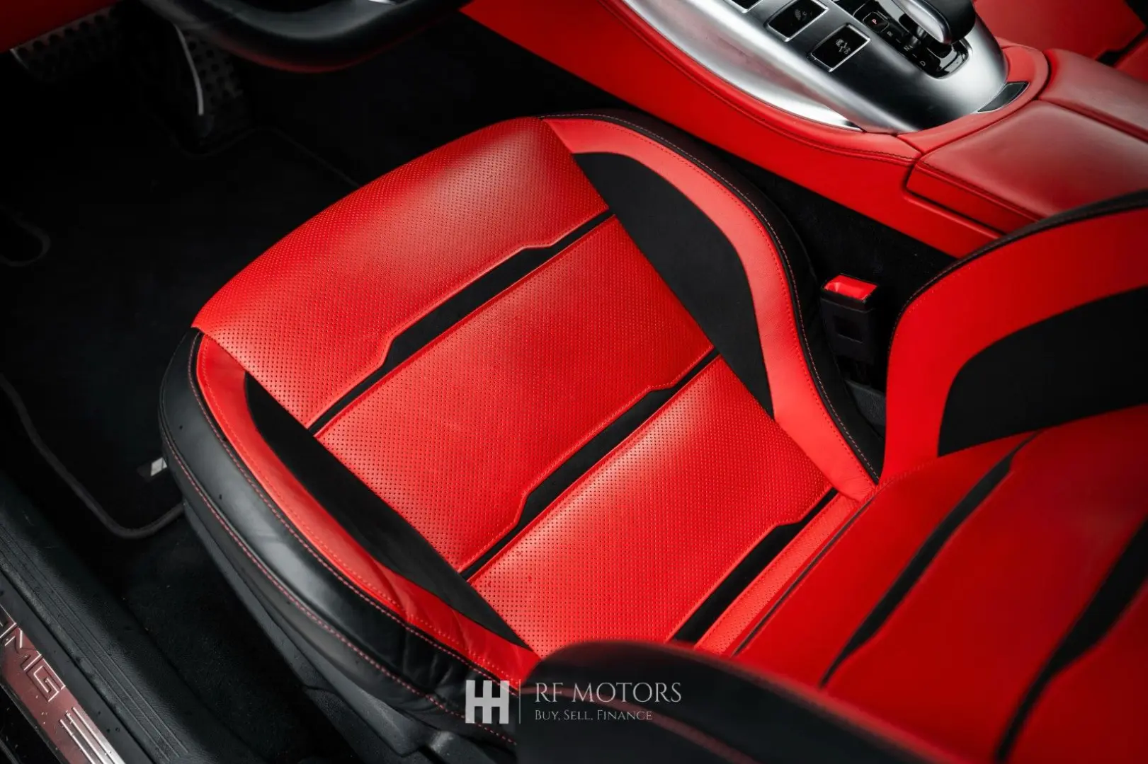 AMG GT 43 4MATIC+ Autom. Red Leather