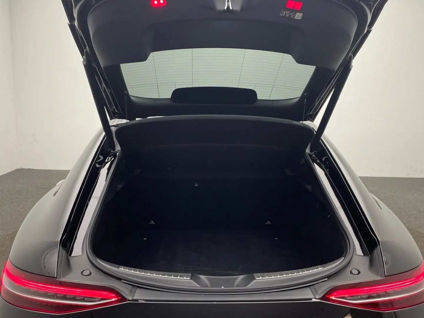 AMG GT 43 4M+ Night Perf.-Abgasanlage Multibeam