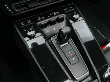 992 911 Carrera 4GTS BOSE/LIFT/VENTILATION/360/SUNROOF/MATRX