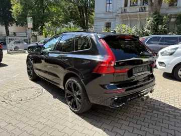 VOLVO XC60 T6 Plus Black Edition 360 PANO H&K 21
