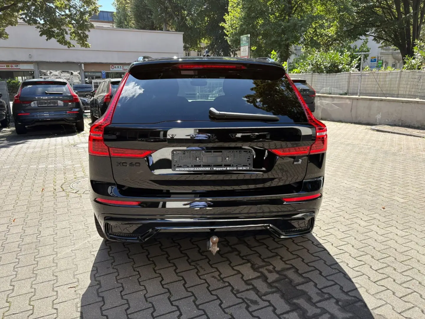 VOLVO XC60 T6 Plus Black Edition 360 PANO H&K 21